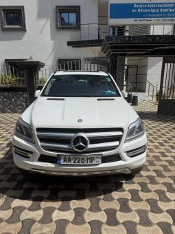 
										Mercedes-Benz GL 450 4MATIC 2015 full									