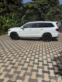 
										Mercedes-Benz GL 450 4MATIC 2015 full									