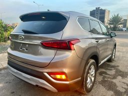 
										Hyundai Santafe 2019 full									