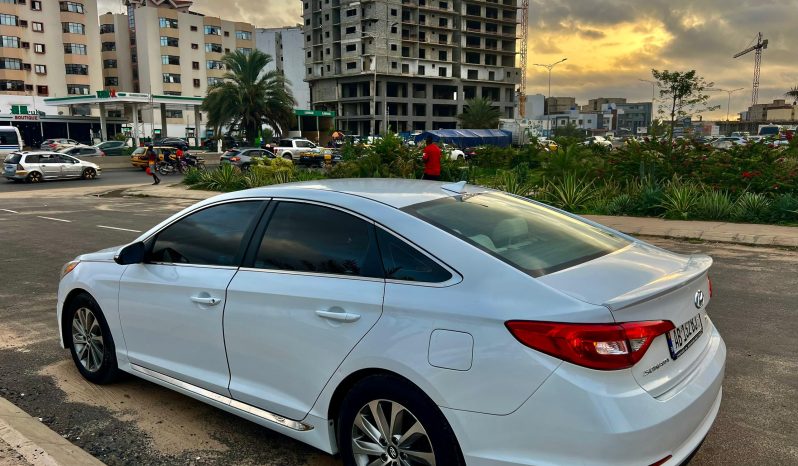 
								Hyundai Sonata Sport 2017 full									