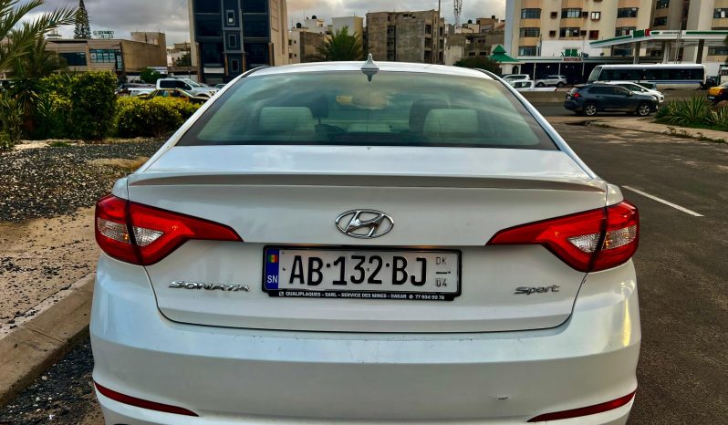 
								Hyundai Sonata Sport 2017 full									